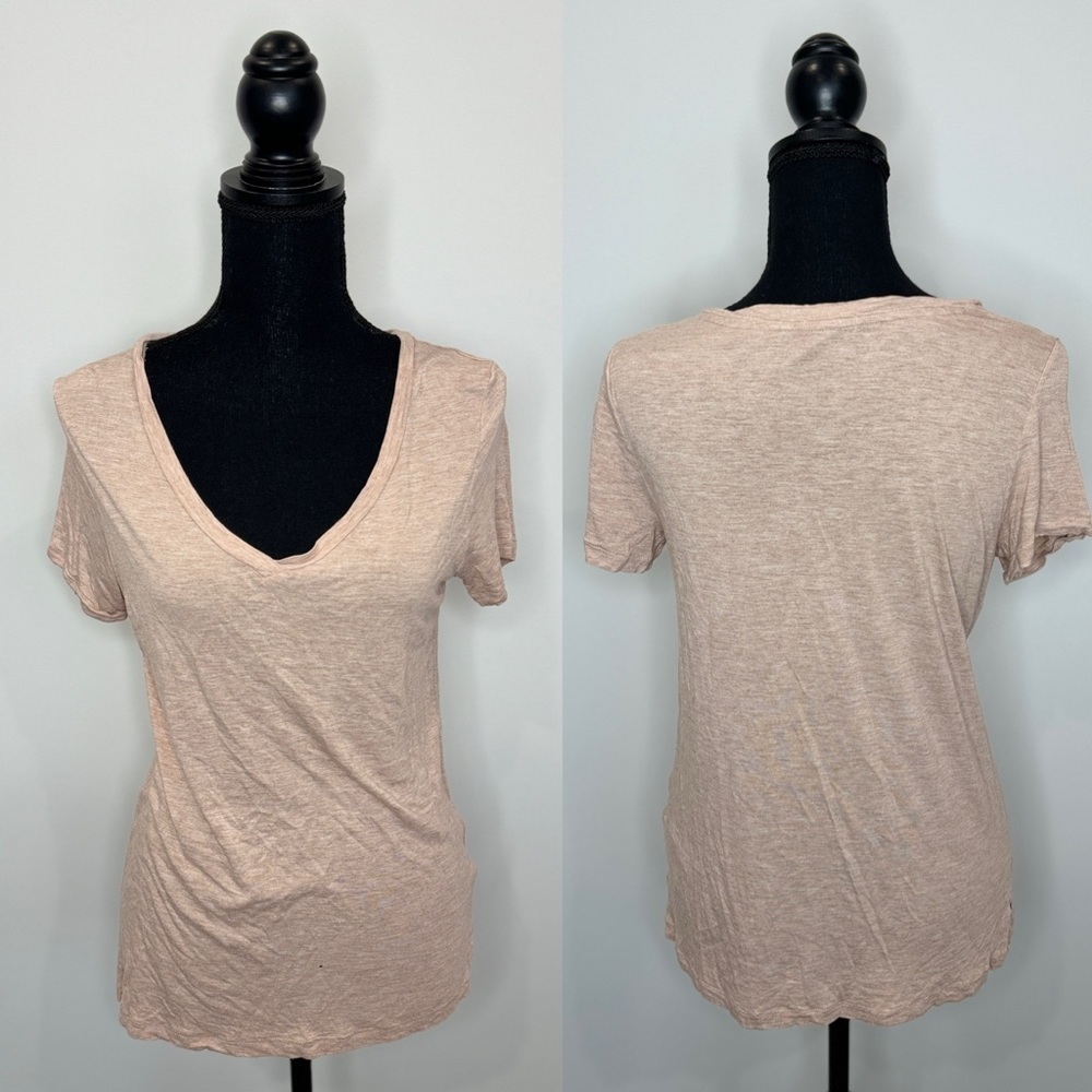 Gap Beige Women’s V-Neck T-Shirt (S)